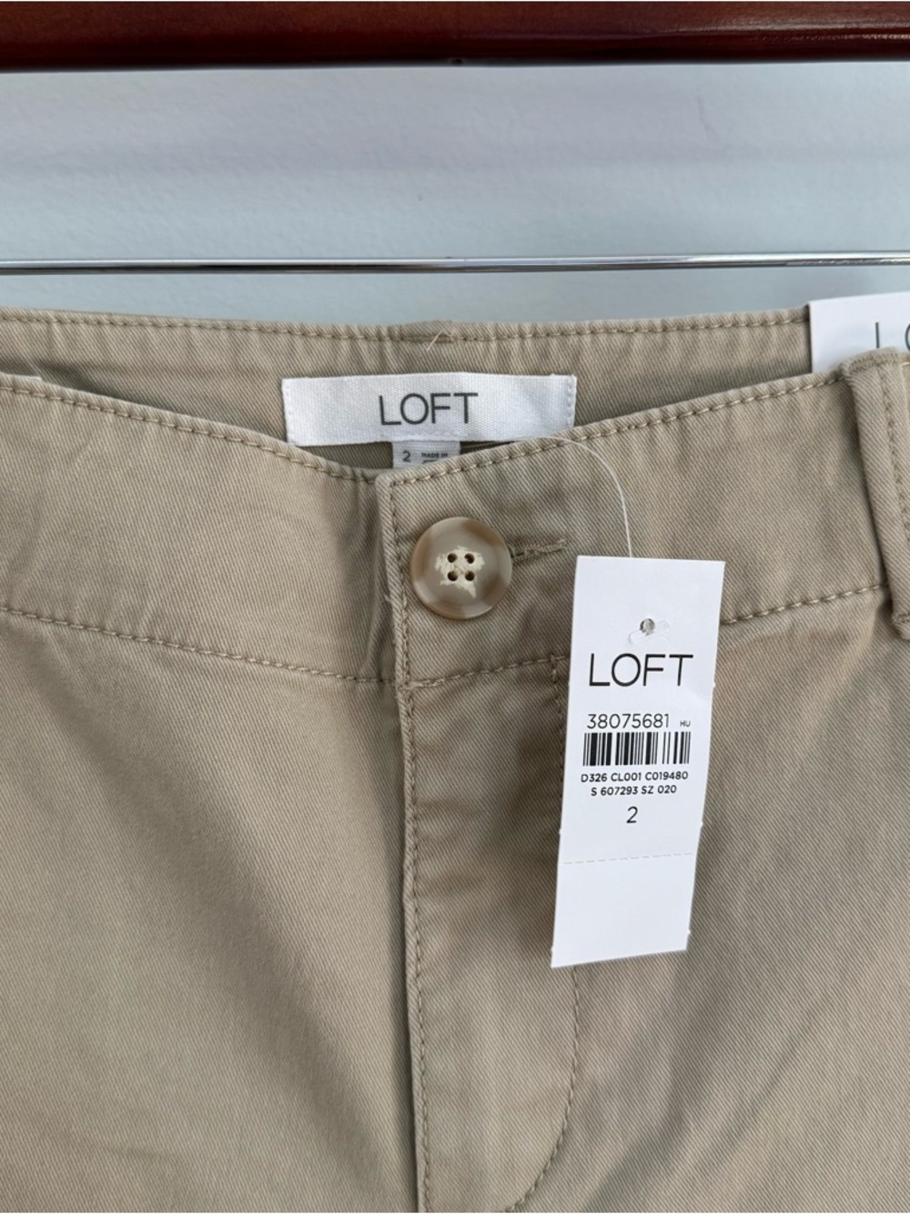 LOFT Monroe Chino Bermuda Shorts Natural Jute Size 2 - Picture 5 of 8